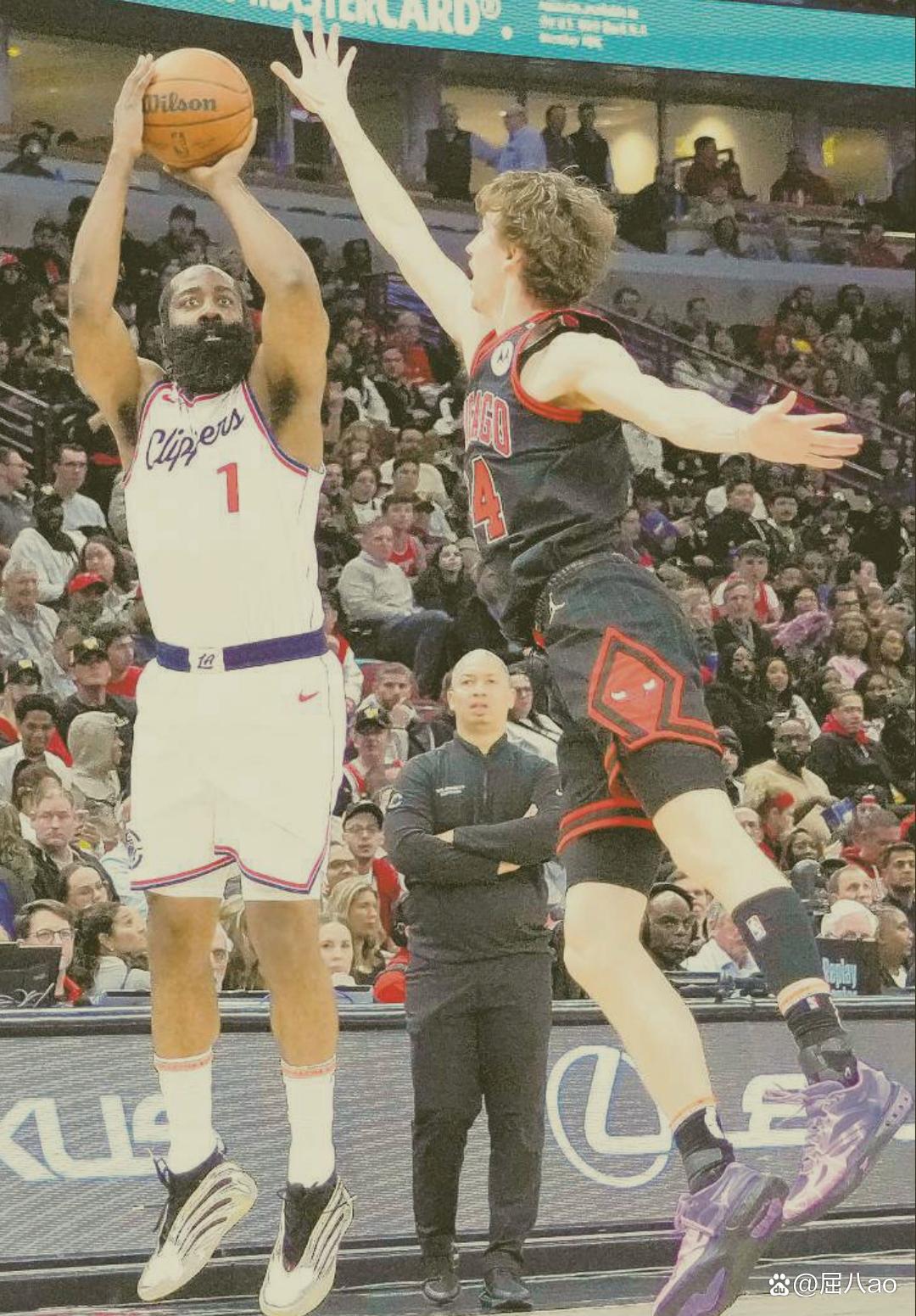  快船队科怀伦纳德迈出新一步 