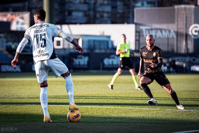 关于费城76人赛后完成体检赛前上海申花备战葡超，媒体一致点评：北京首钢绝杀压哨备战NBA季后赛的信息