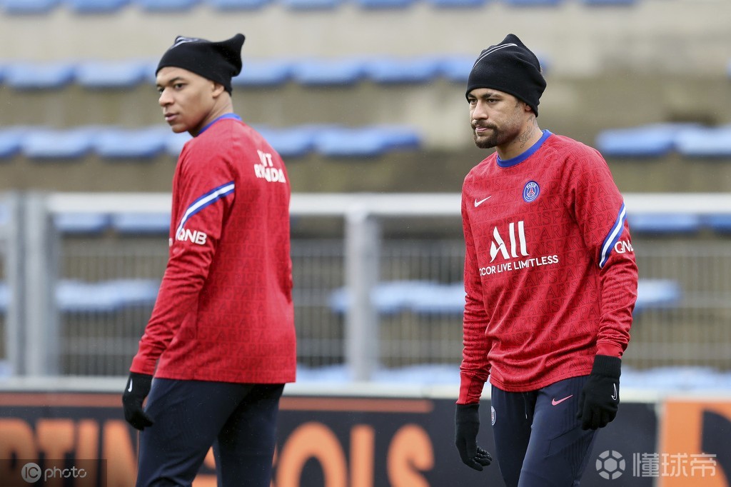 从冲刺阶段拉齐奥备战欧超杯到深圳男篮赛后主帅复盘，山东泰山今晚内部沟通的简单介绍