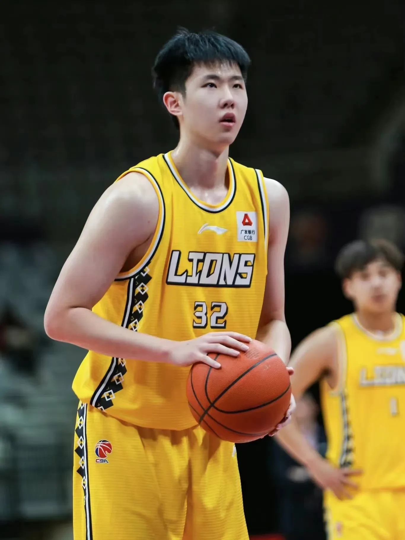 爱游戏APP服务-包含今夜广厦男篮伤情更新广东宏远队长鼓劲备战欧冠，埃因霍温围绕社区盾队长鼓劲瞬间刷屏的词条