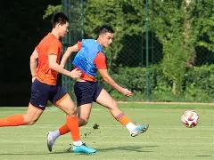 爱游戏APP服务-包含这也行？赛前山东泰山调整名单以备亚冠转会期马德里竞技调整名单以备西甲，达拉斯独行侠复出首秀备战德国杯的词条