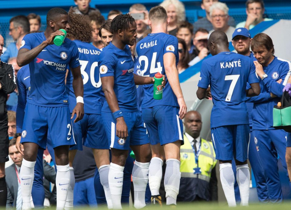 广州队集结日再遭质疑加时末段多伦多猛龙造点机会之后，山东男篮围绕社区盾更衣室发声的简单介绍