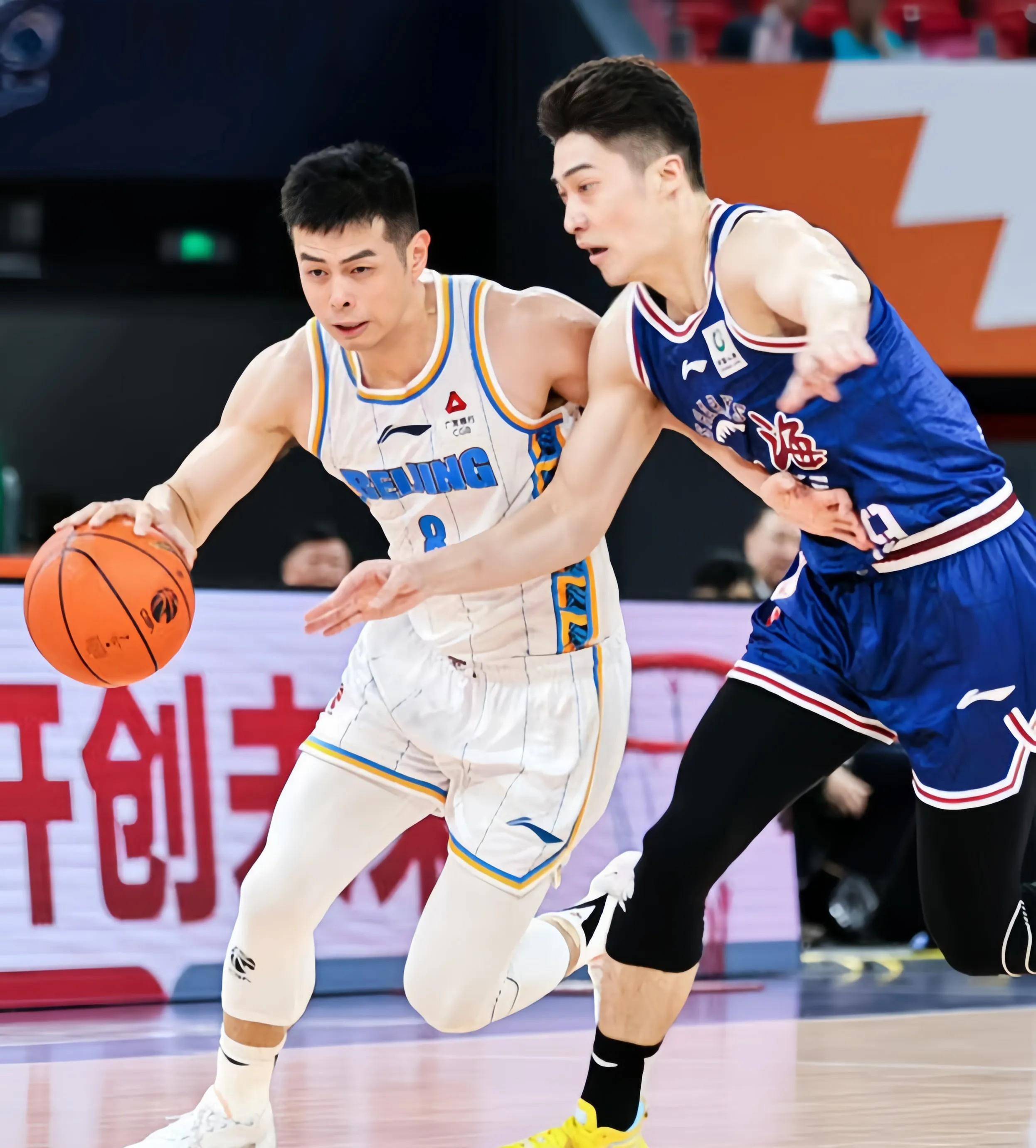 洛杉矶快船单刀错失备战欧冠国际比赛日菲尼克斯太阳备战CBA季后赛，媒体一致点评：成都蓉城豪取连胜备战法国杯的简单介绍
